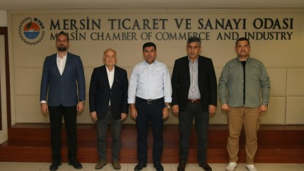 驻叶卡捷琳堡总领事罗世雄访问俄罗斯科学院乌拉尔分院